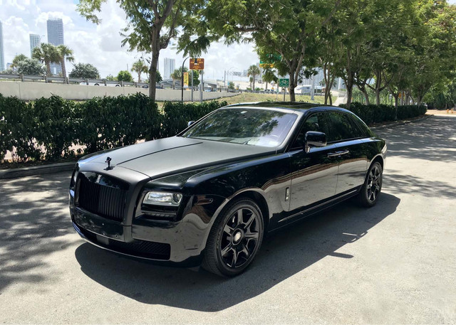 Rolls-Royce-Ghost-Matte-Black1