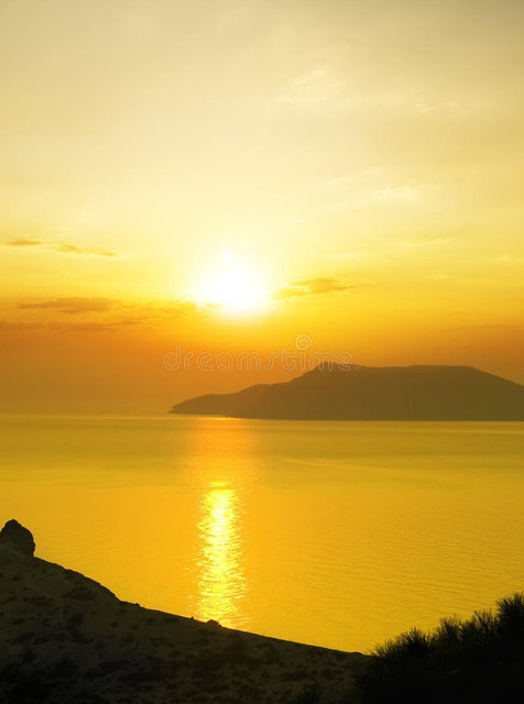man-sunset-silhouette-person-decline-seeing-off-sun-82698469 man-sunset-silhouette-person-decline-seeing-off-sun-82698469