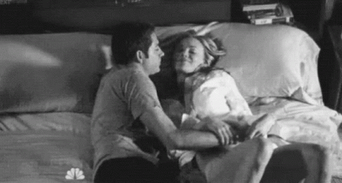 couple-sleep