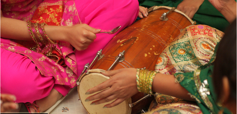 bride-dholak-sss.jpg
